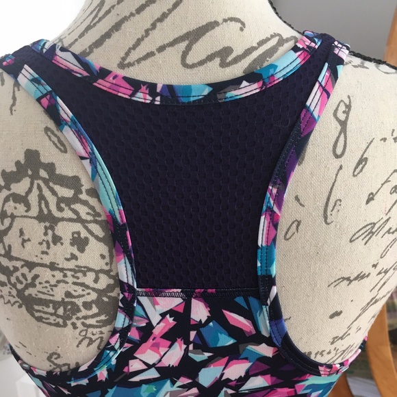 Champion Work-out top EUC! - Picture 4 of 9